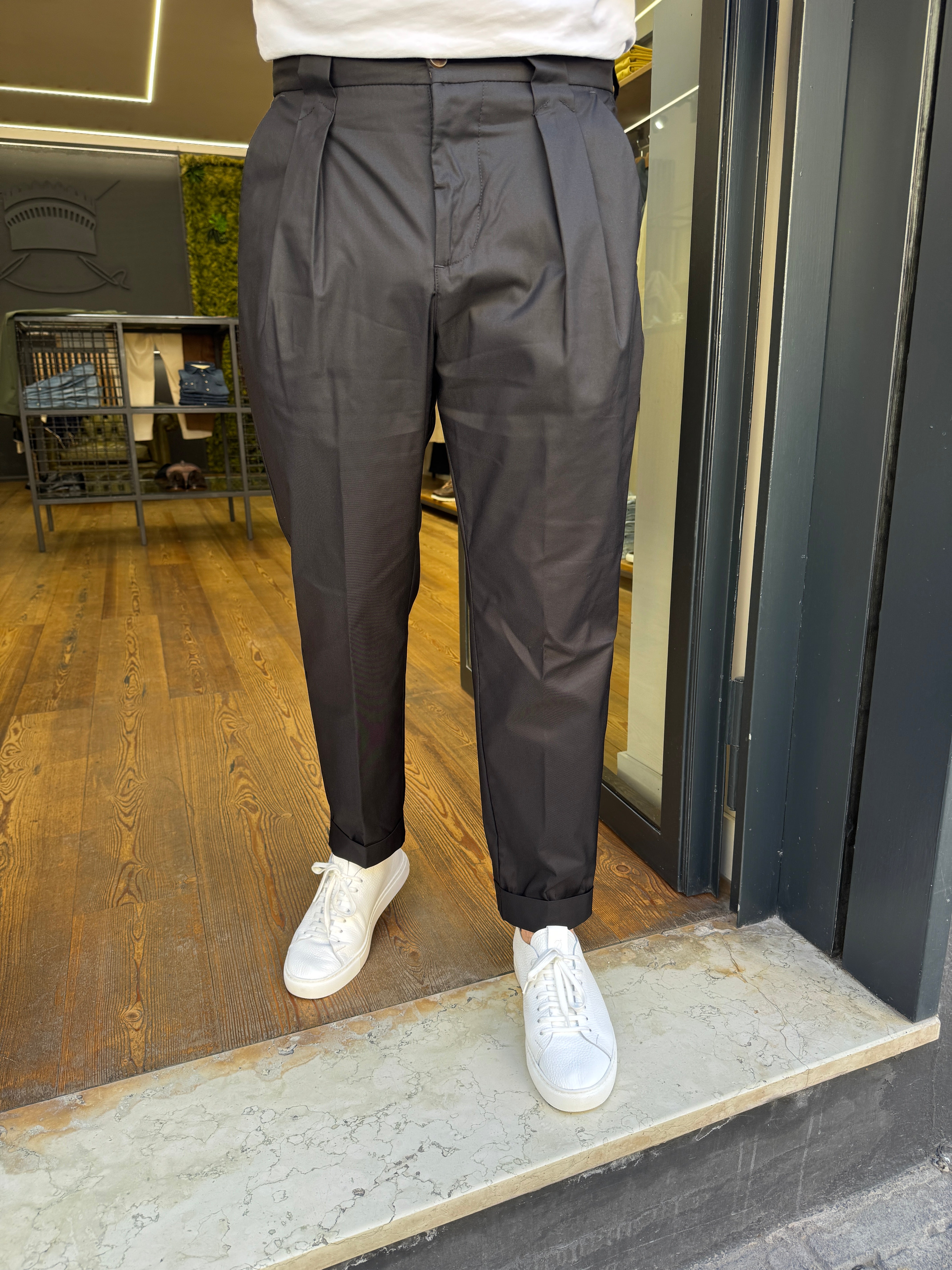 Squad- Riad: Pantalone con pences
