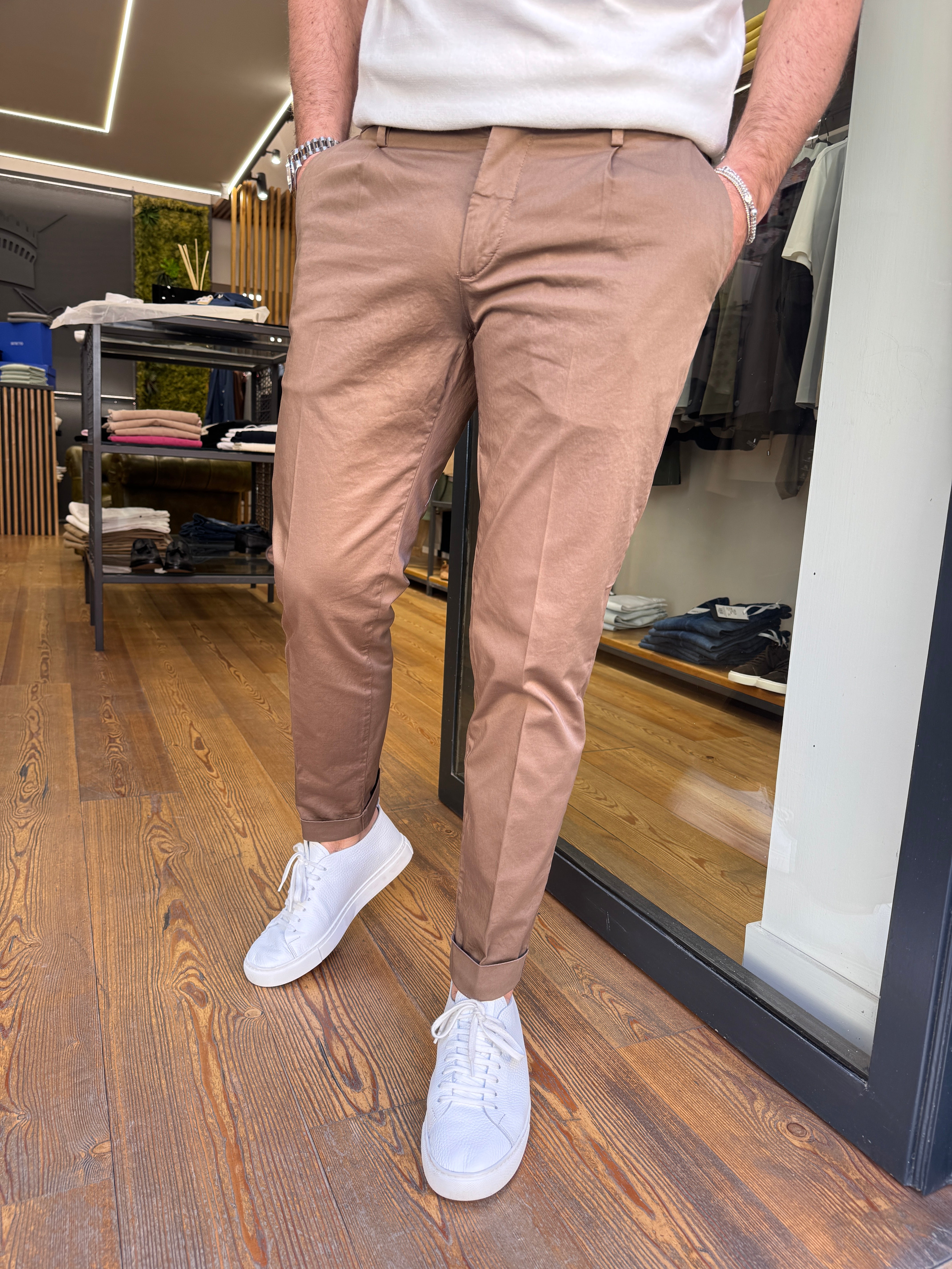 Vandom:Gabrielt1- Pantalone in raso con pence