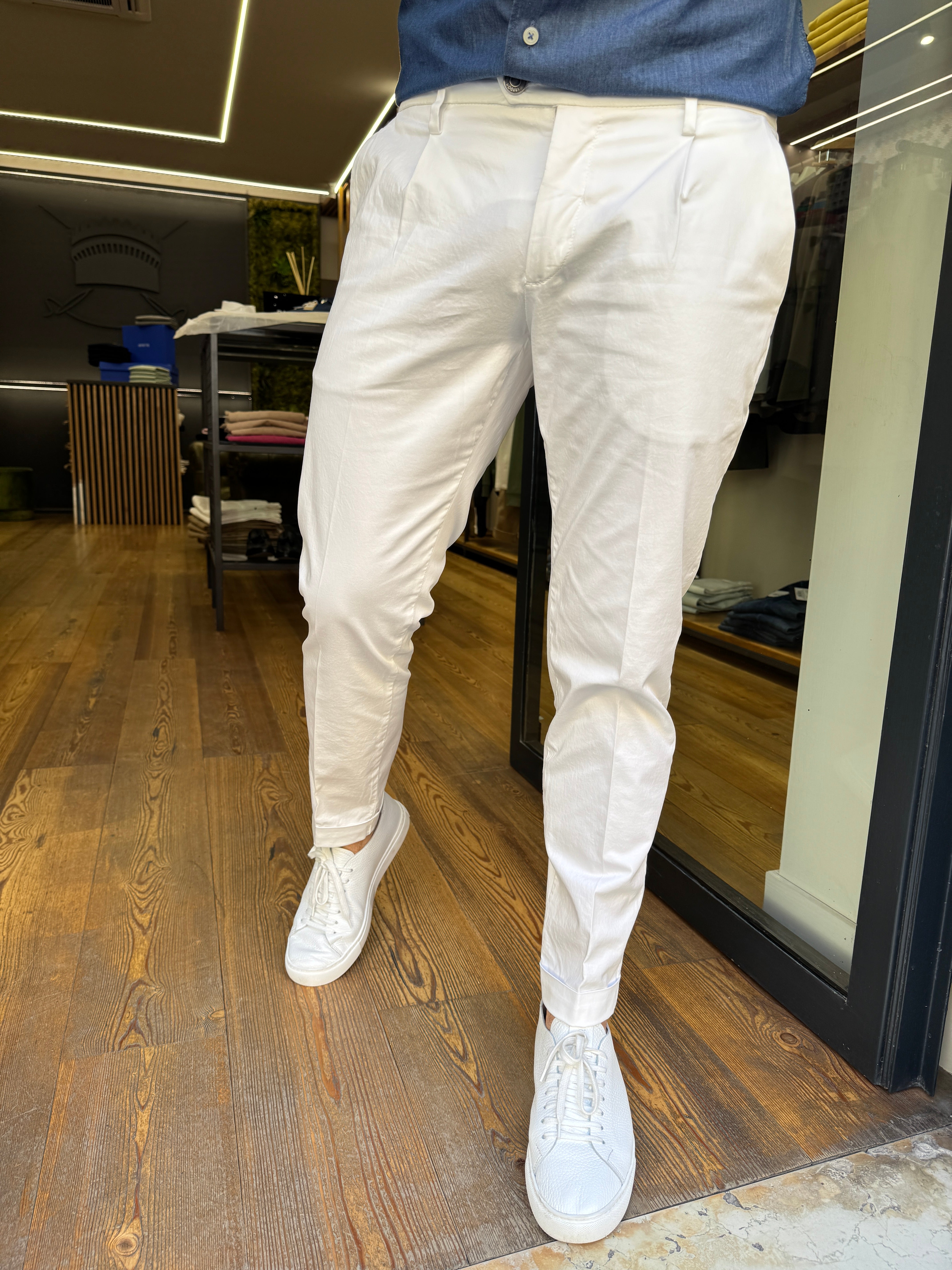 Vandom:Gabrielt1- Pantalone in raso con pence