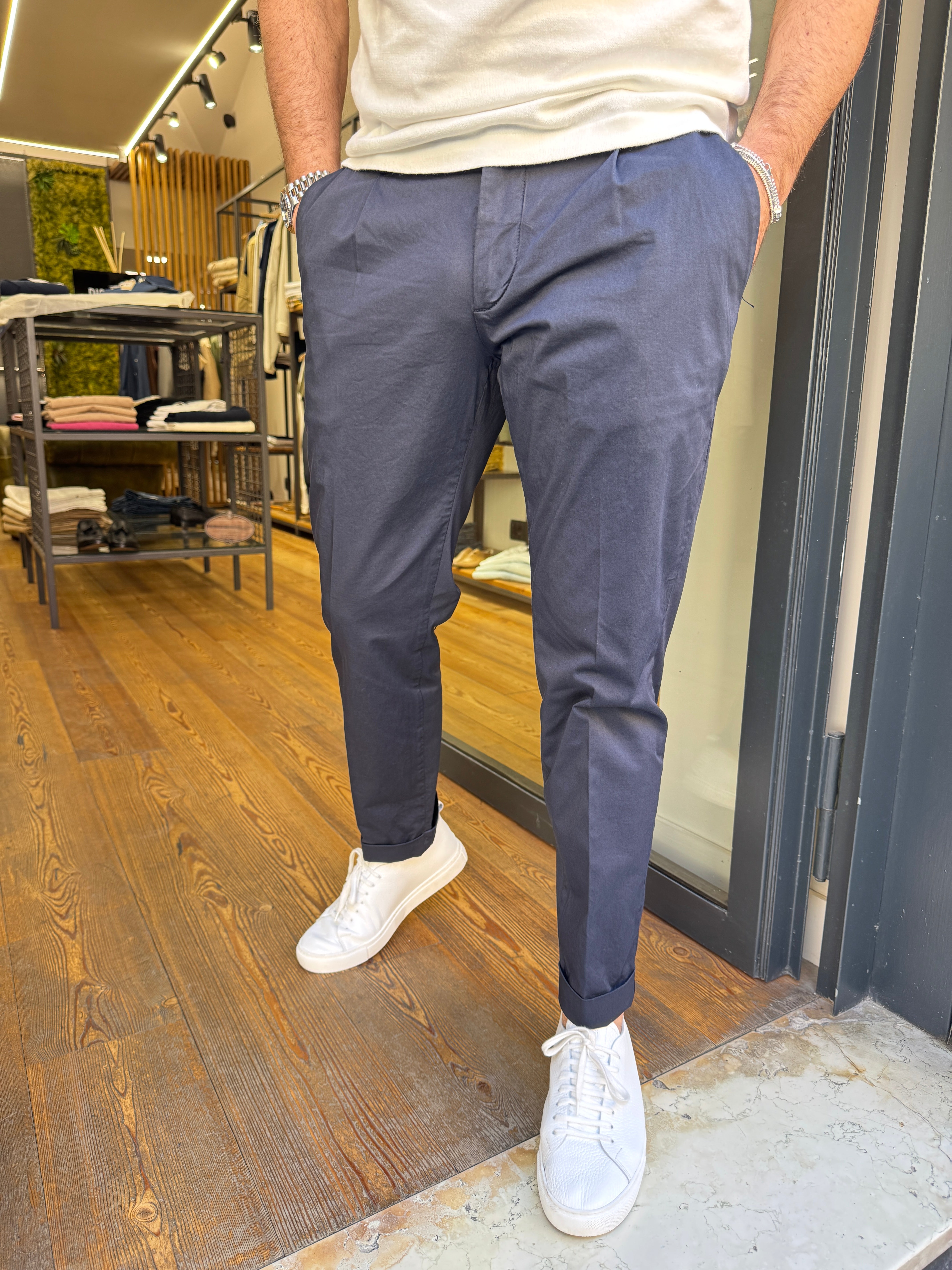 Vandom:Gabrielt1- Pantalone in raso con pence