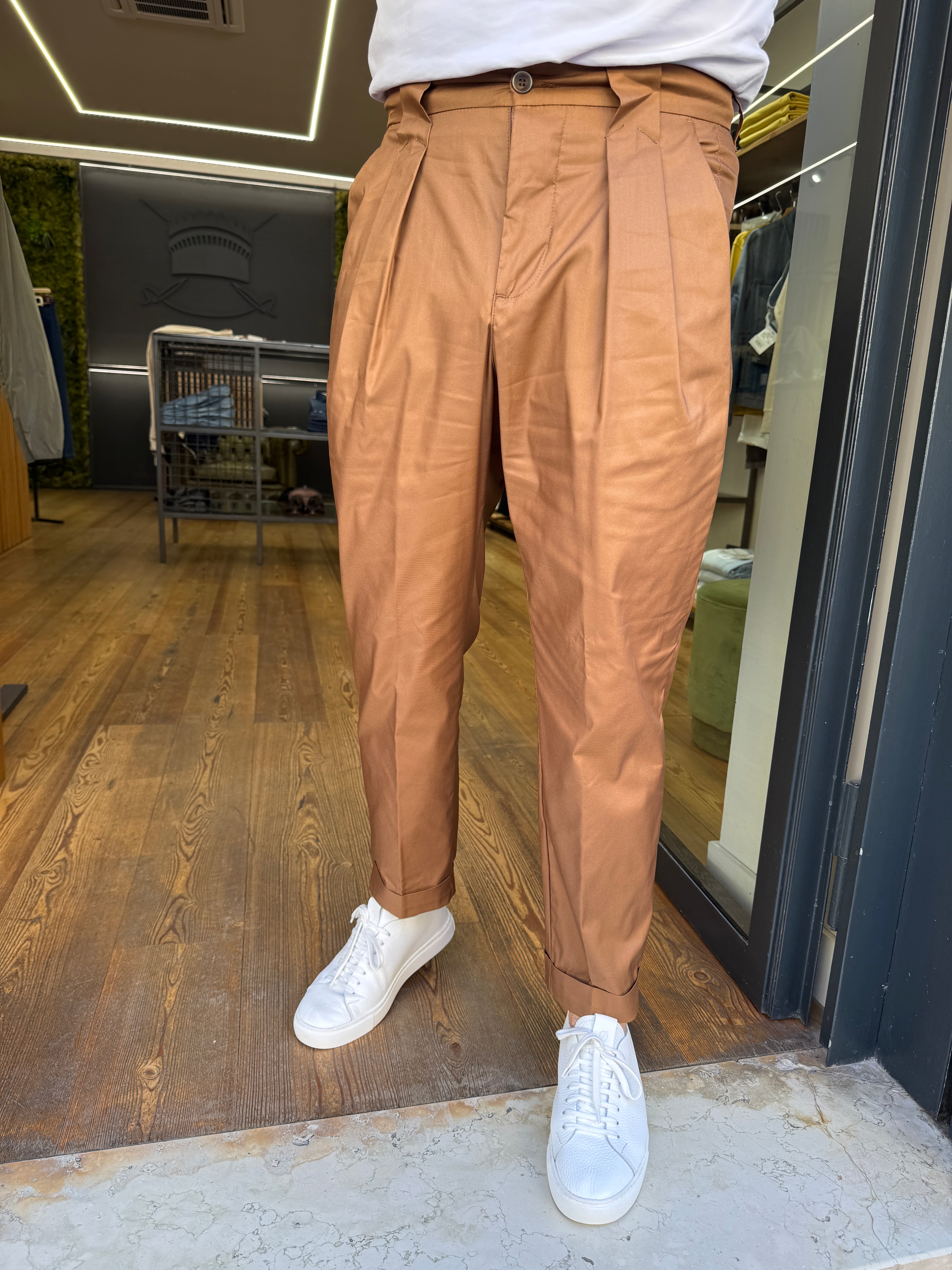 Squad- Riad: Pantalone con pences