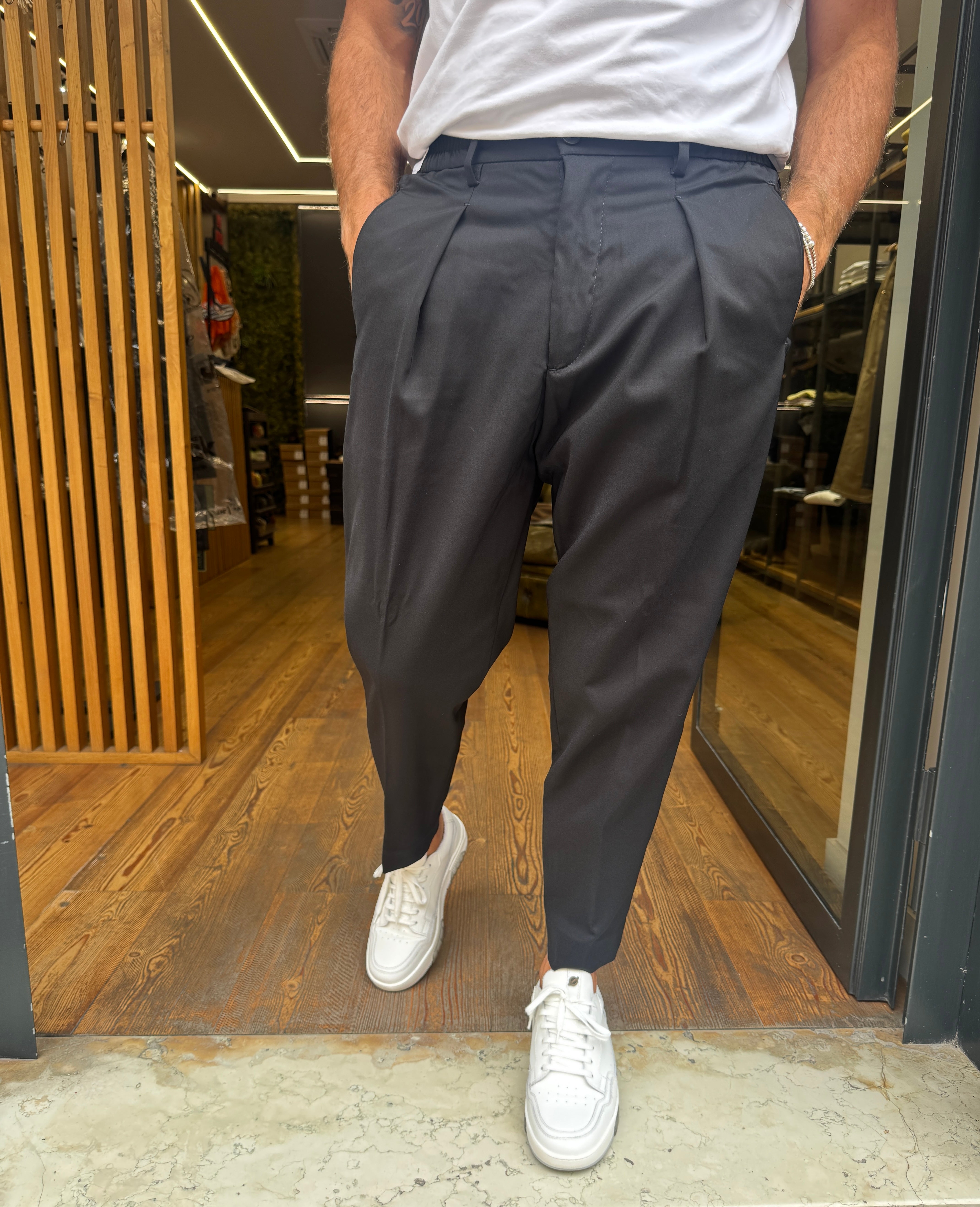 Entre Amis: Pantalone con elastico e pince
