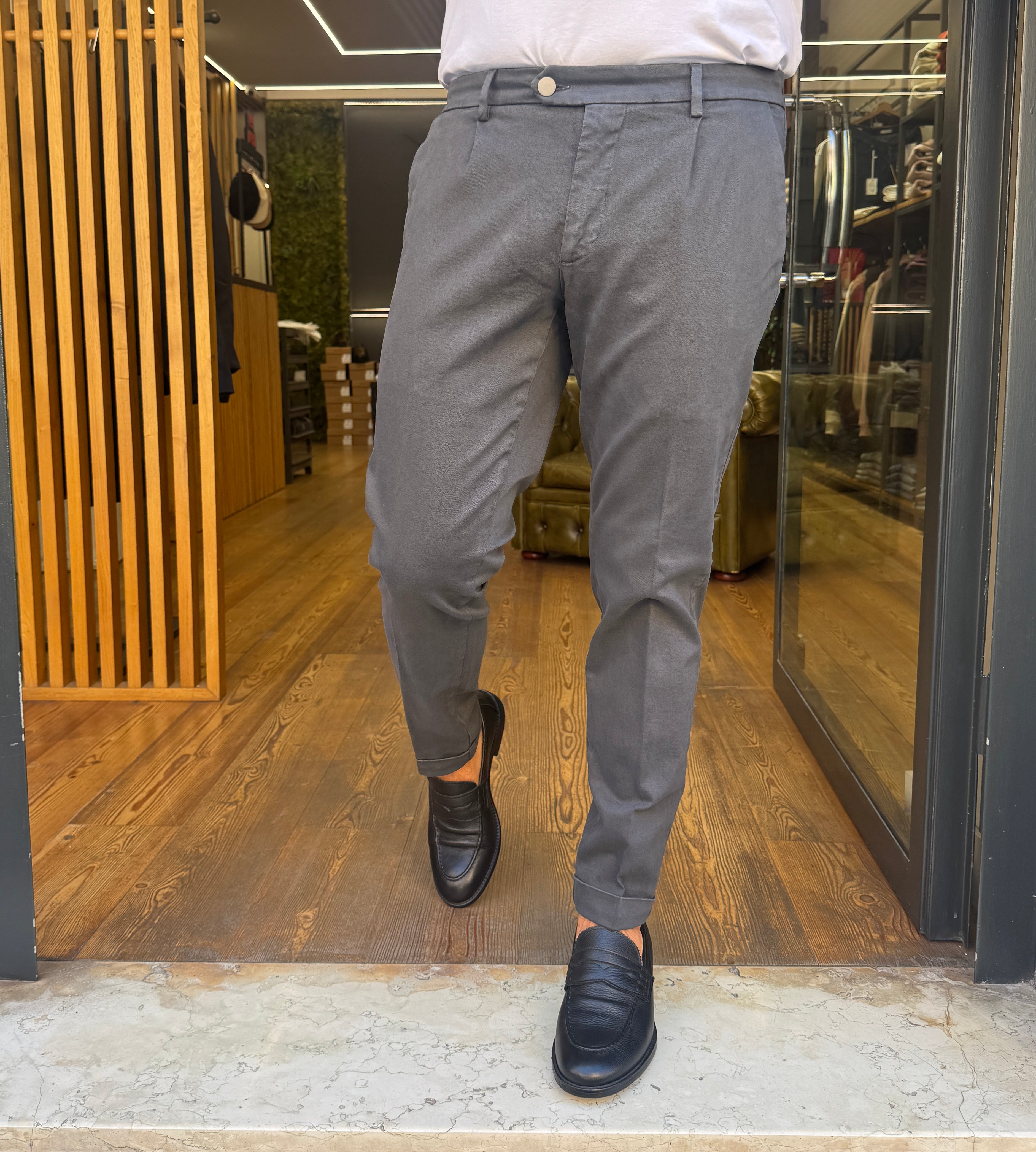 Vandom: Gabrielt193- Pantalone in gambardine con pence