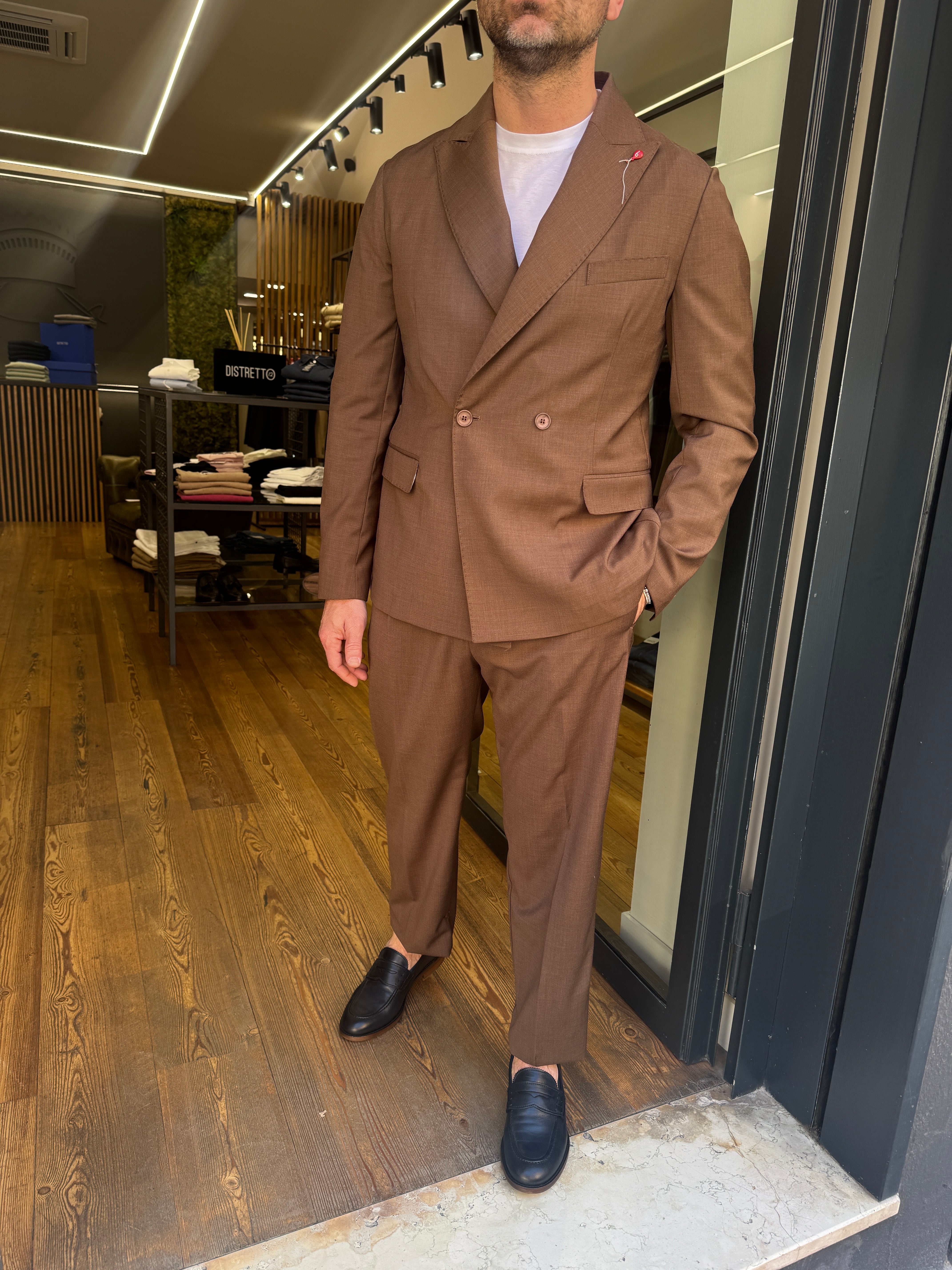 Bernese: Abito d/petto in tasmania