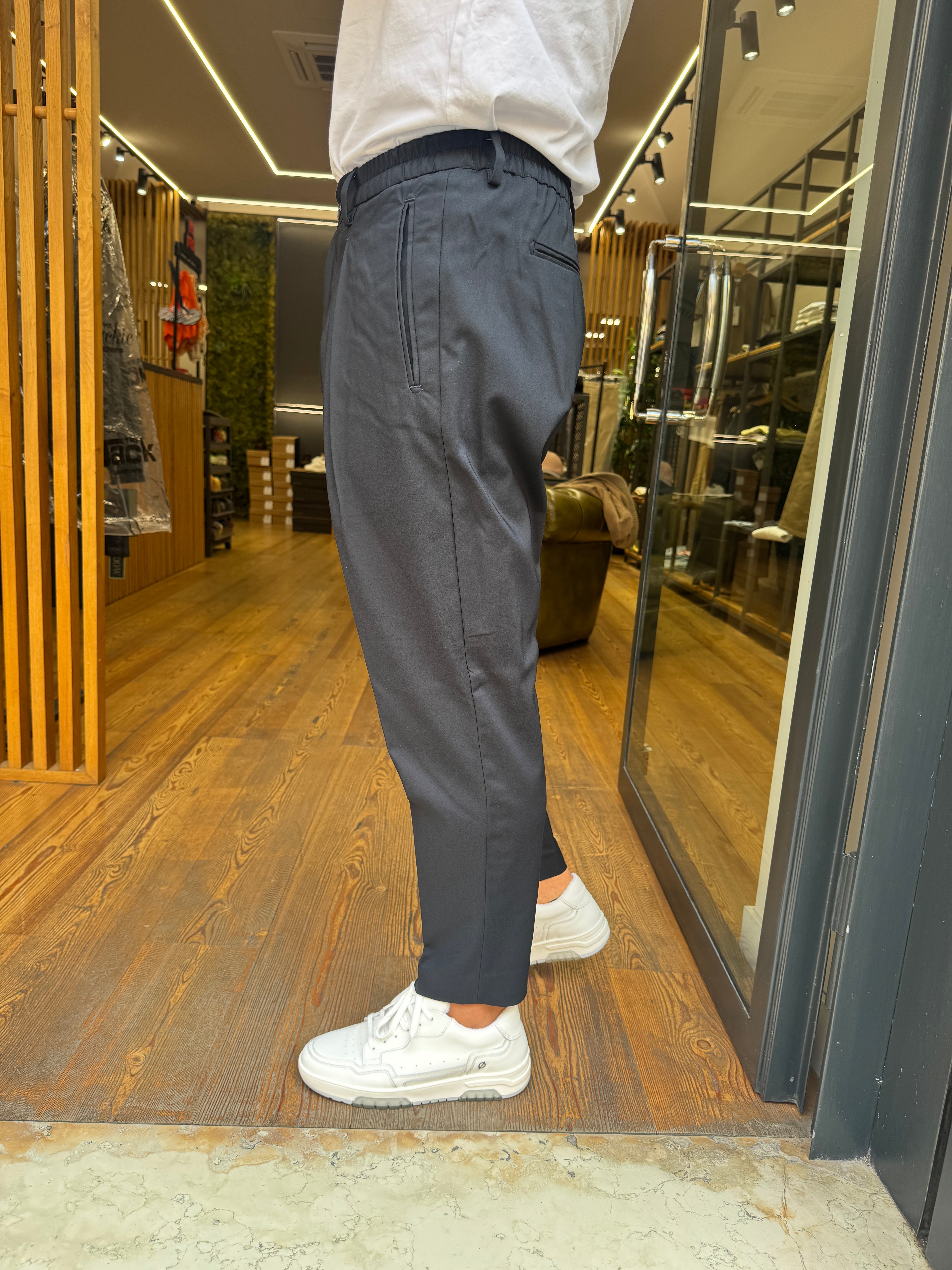 Entre Amis: Pantalone con elastico e pince