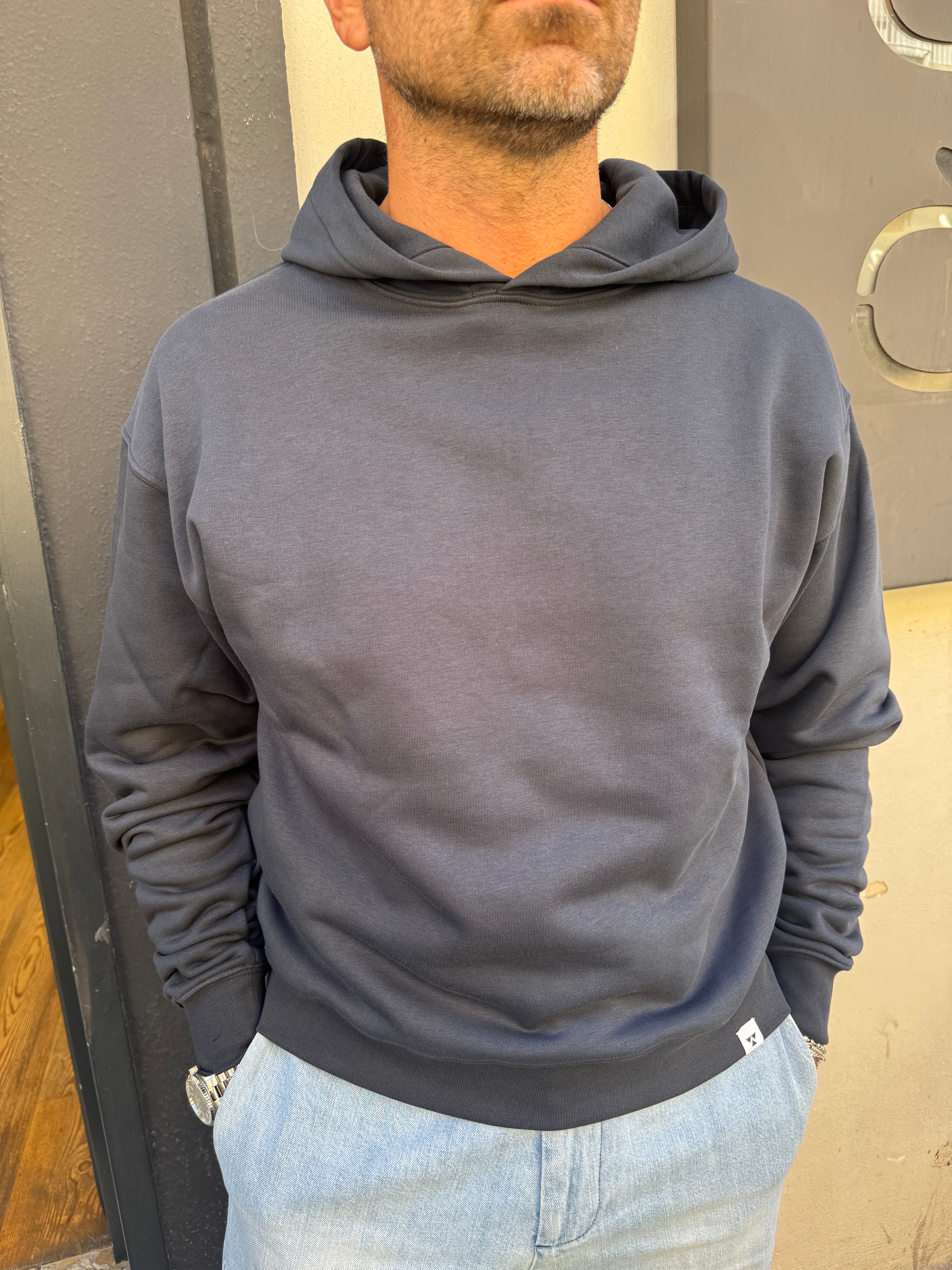 WOC: Phoenix- Felpa over con cappuccio