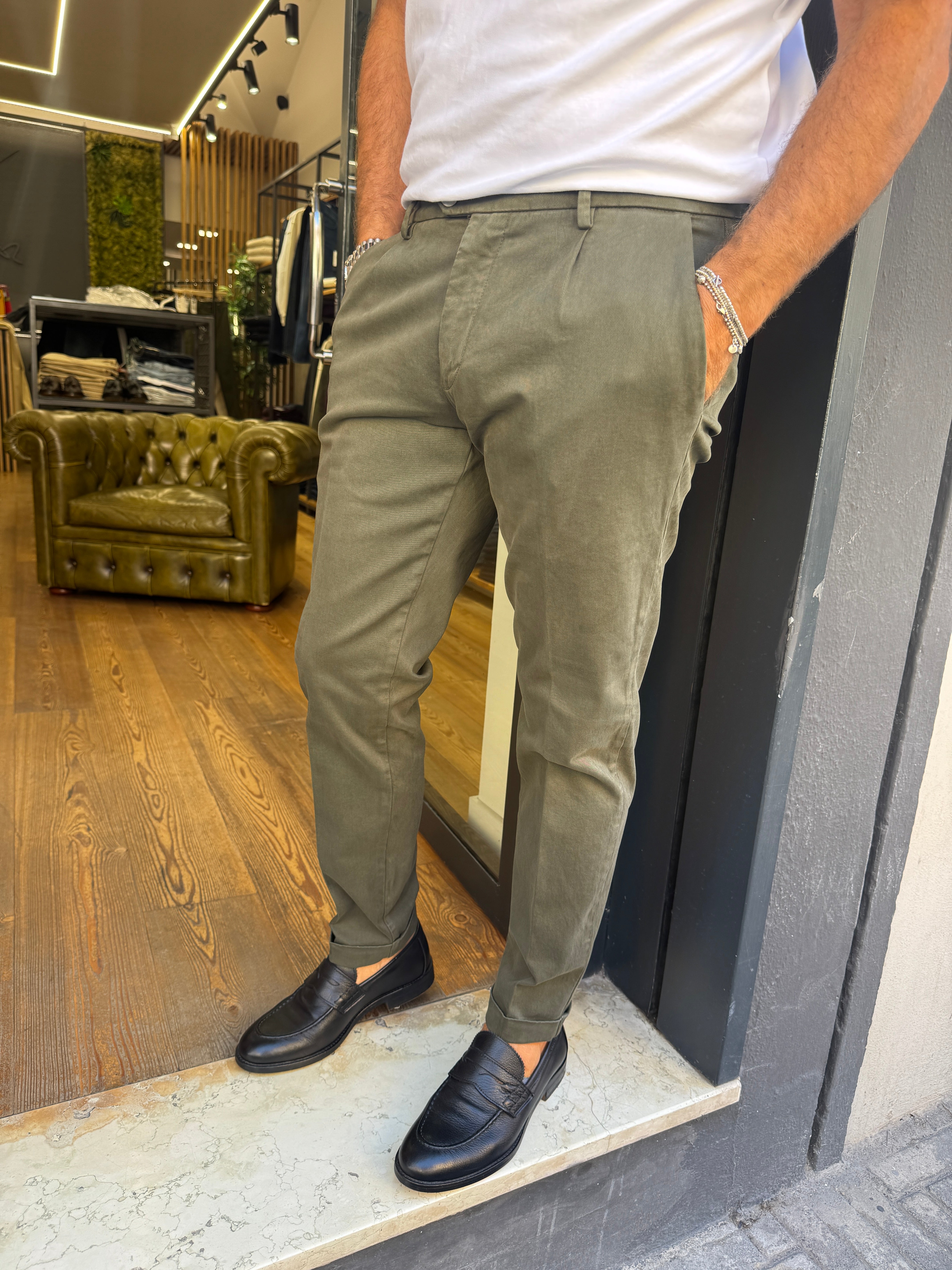 Vandom: Gabrielt193- Pantalone in gambardine con pence