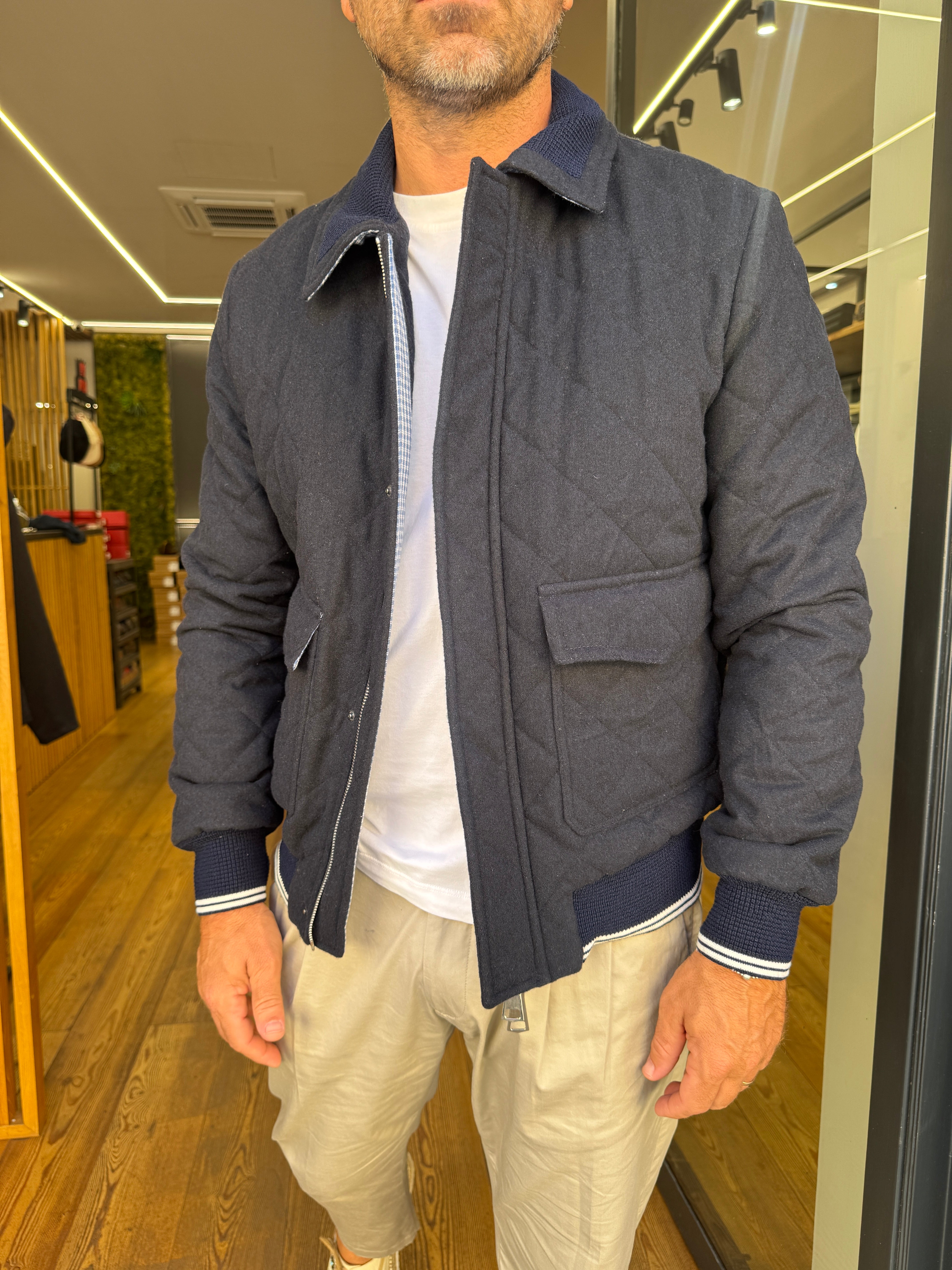 Martin Zelo: Tap- Bomber in panno