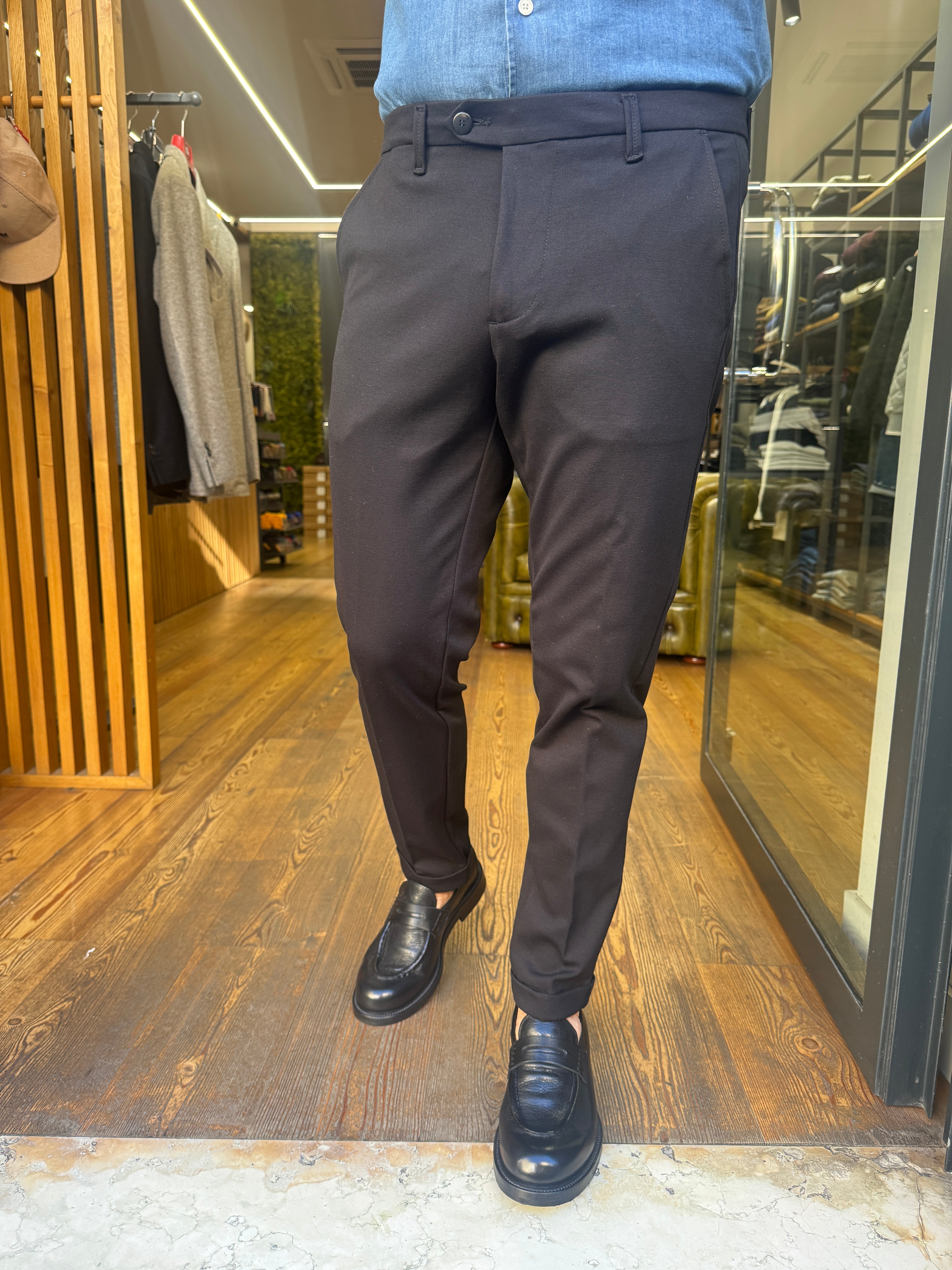 Squad: Napoli- Pantalone in punto milano