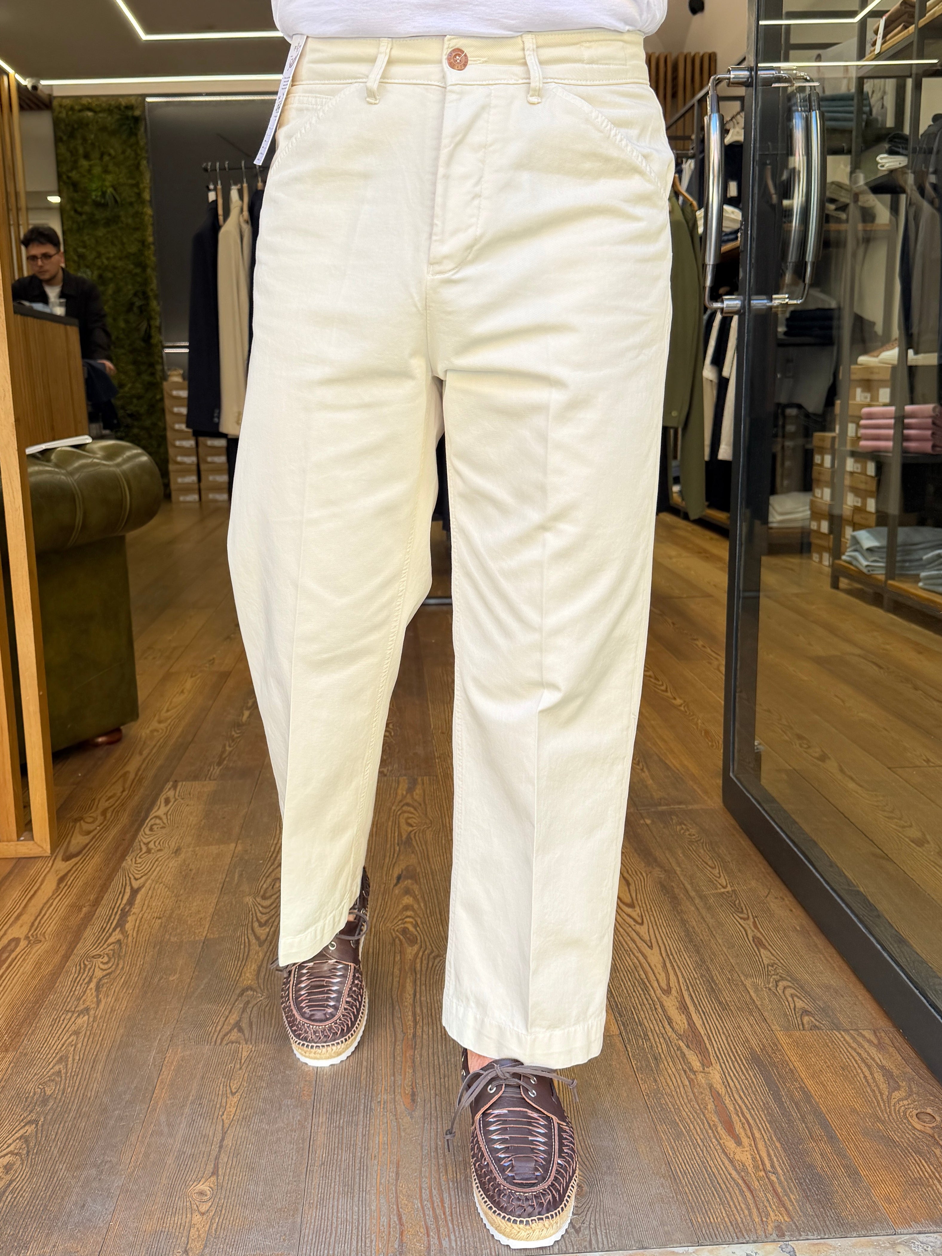 TELACRUDA: UNIFORM CHINO - Jeans