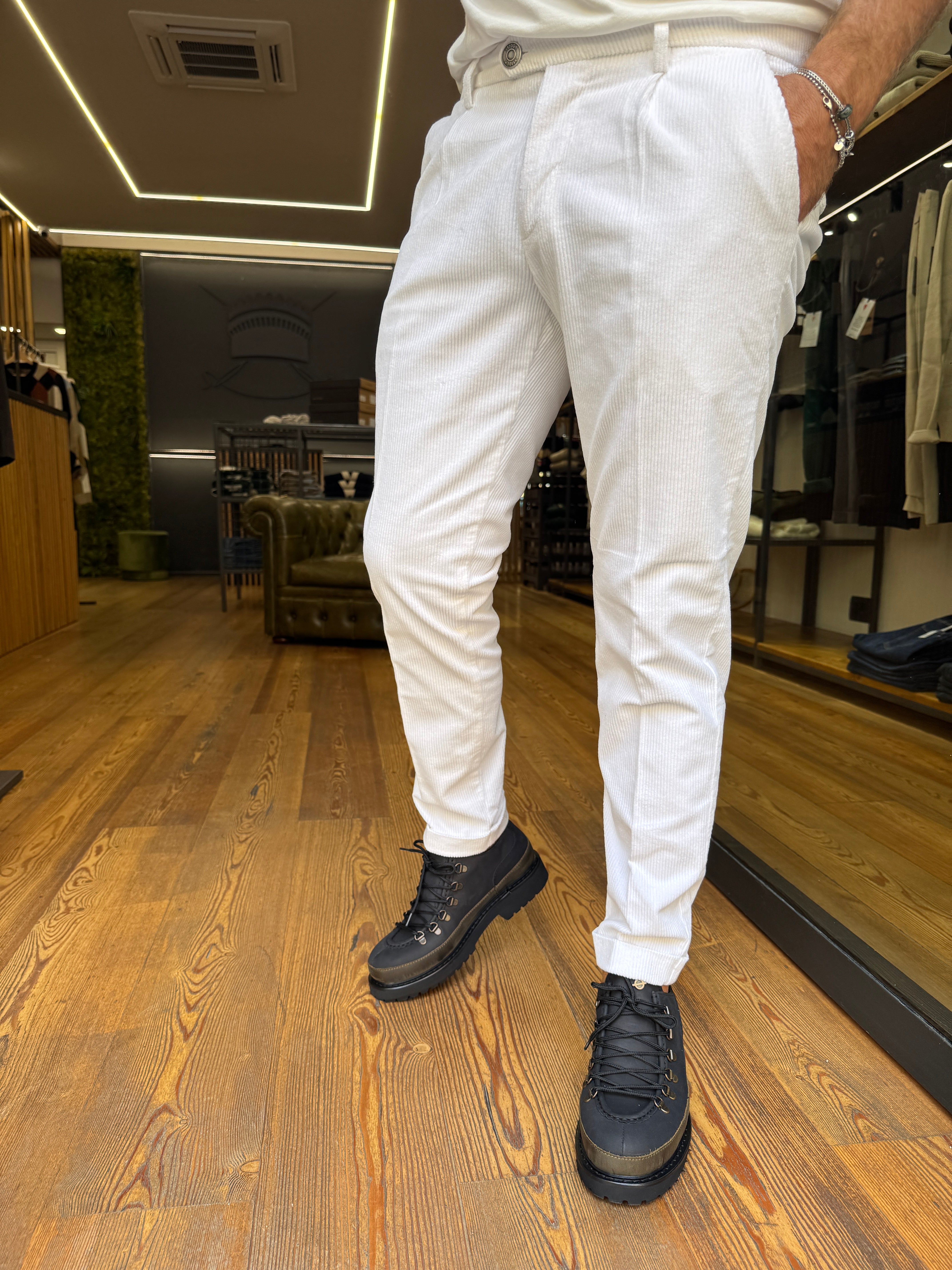 Vandom: Gabrielt233- Pantalone c/pence in velluto