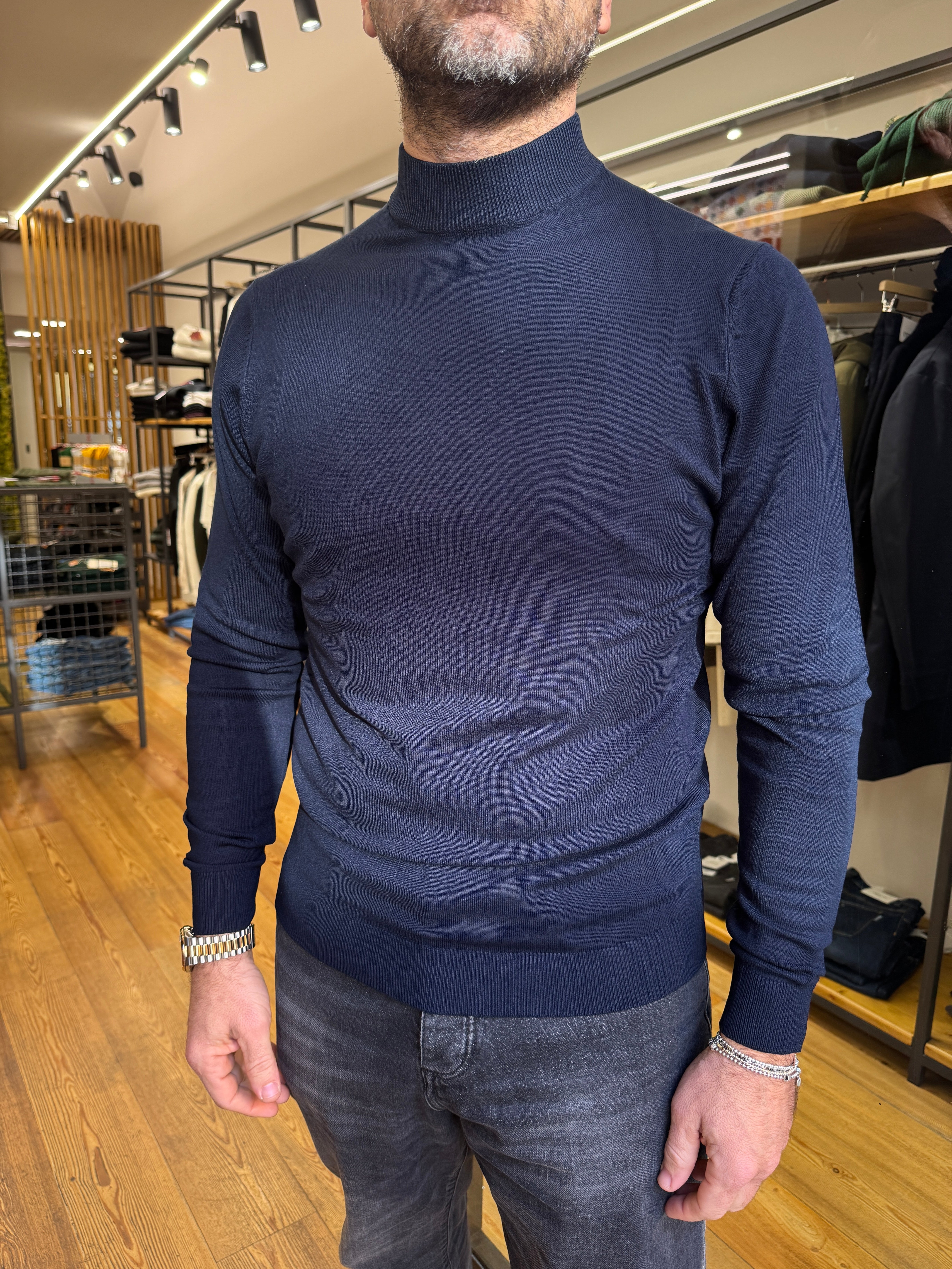 Squad: Max- Maglia mezzo collo