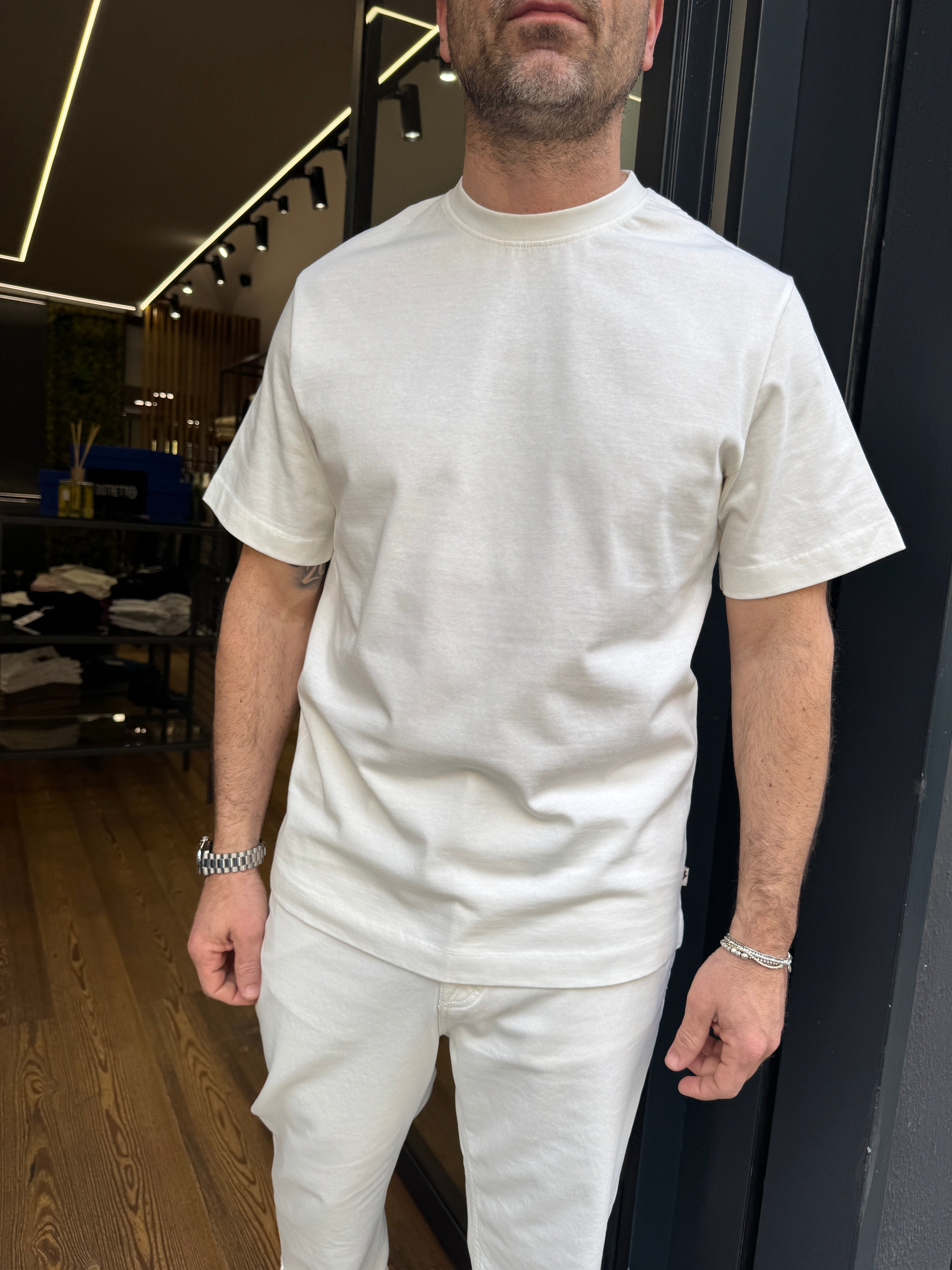 Trez: Tidy- T-shirt in Cotone Oversized Girocollo