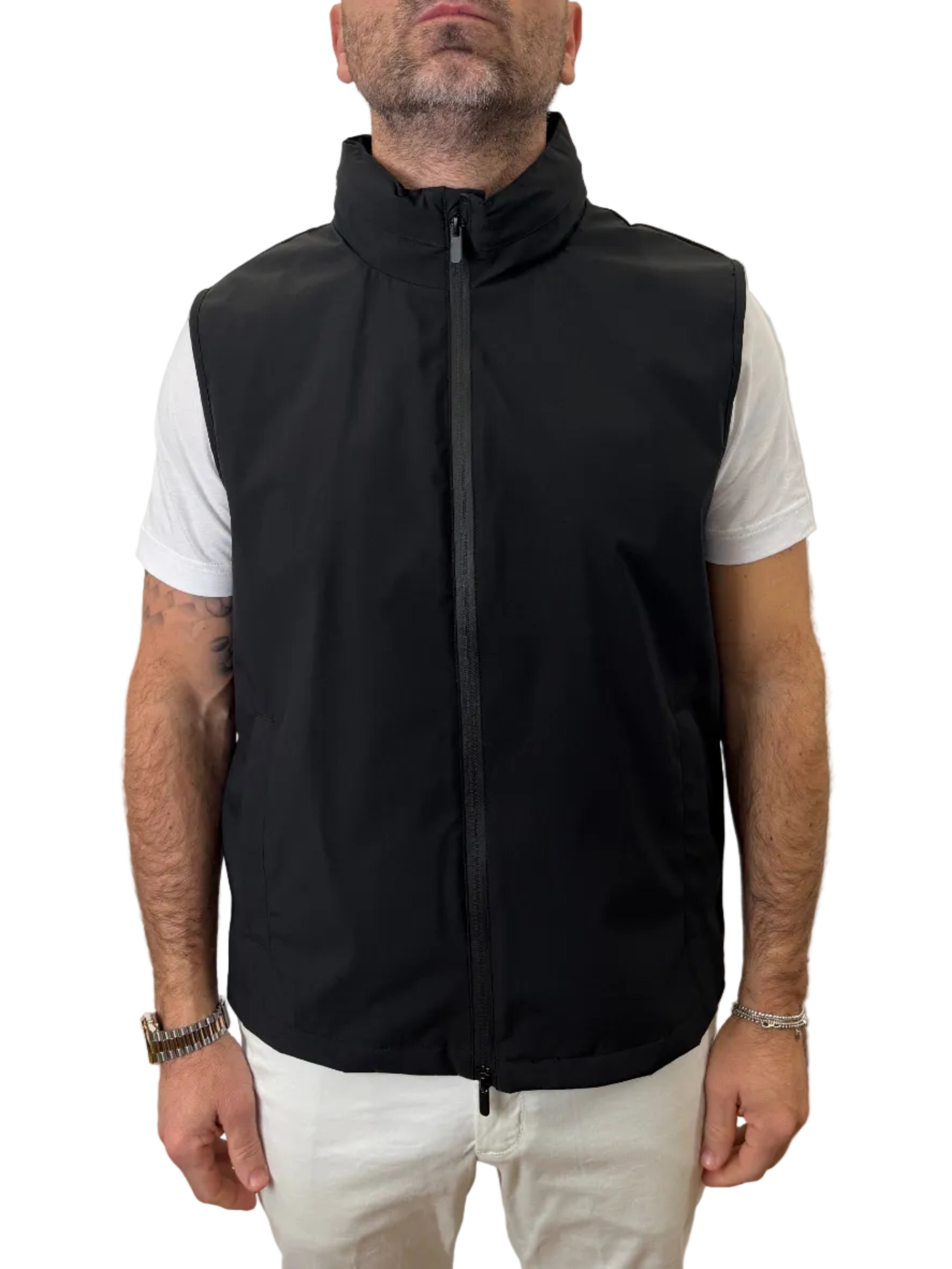 SQUAD: Gilet con cappuccio invisibile