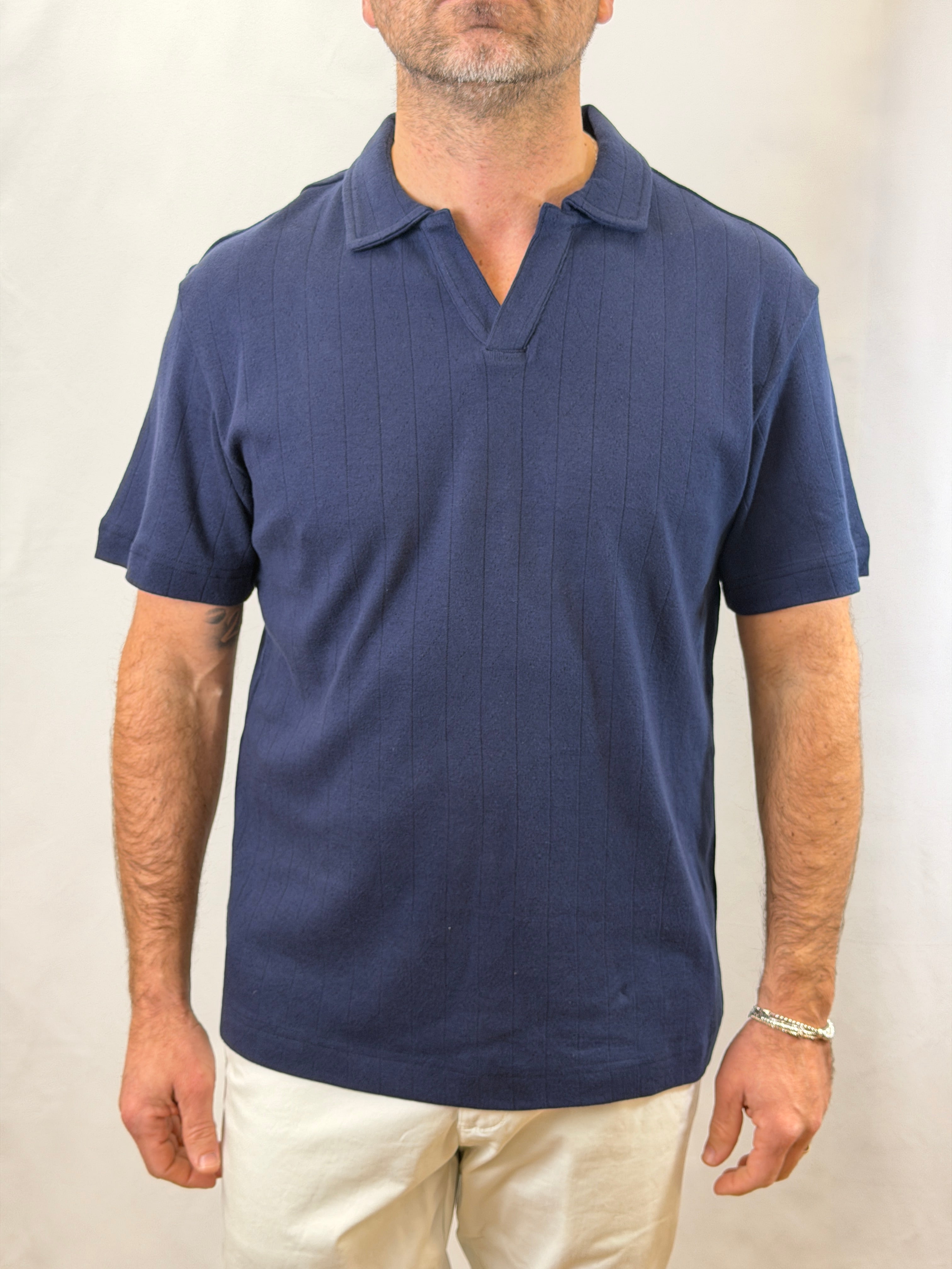 Trez: Typo - Polo senza bottoni