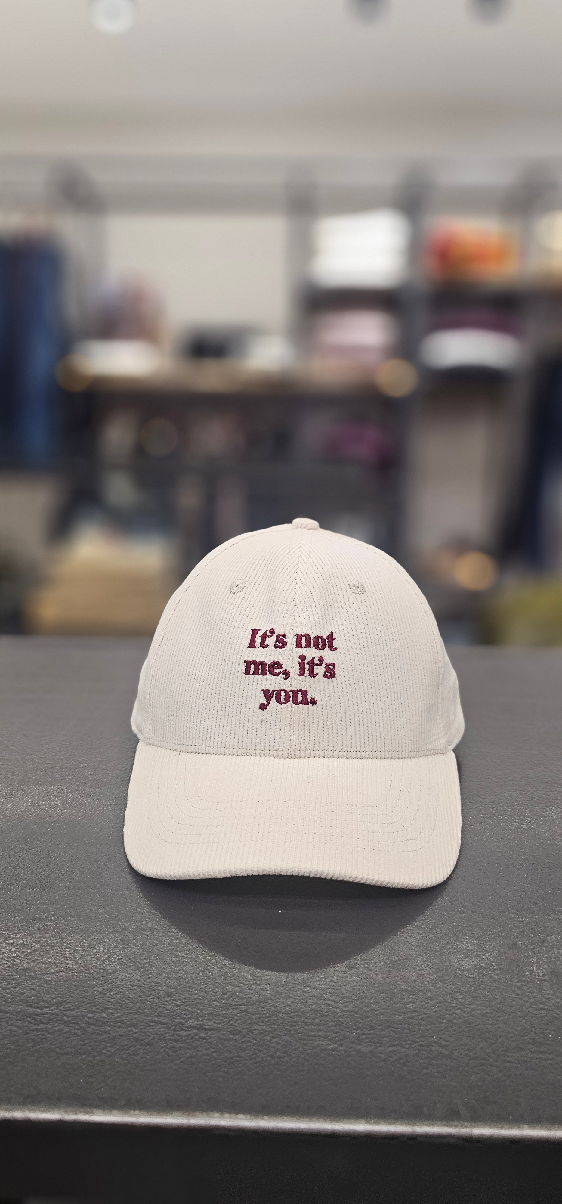 Red Sox: Cappello in velluto con ricamo