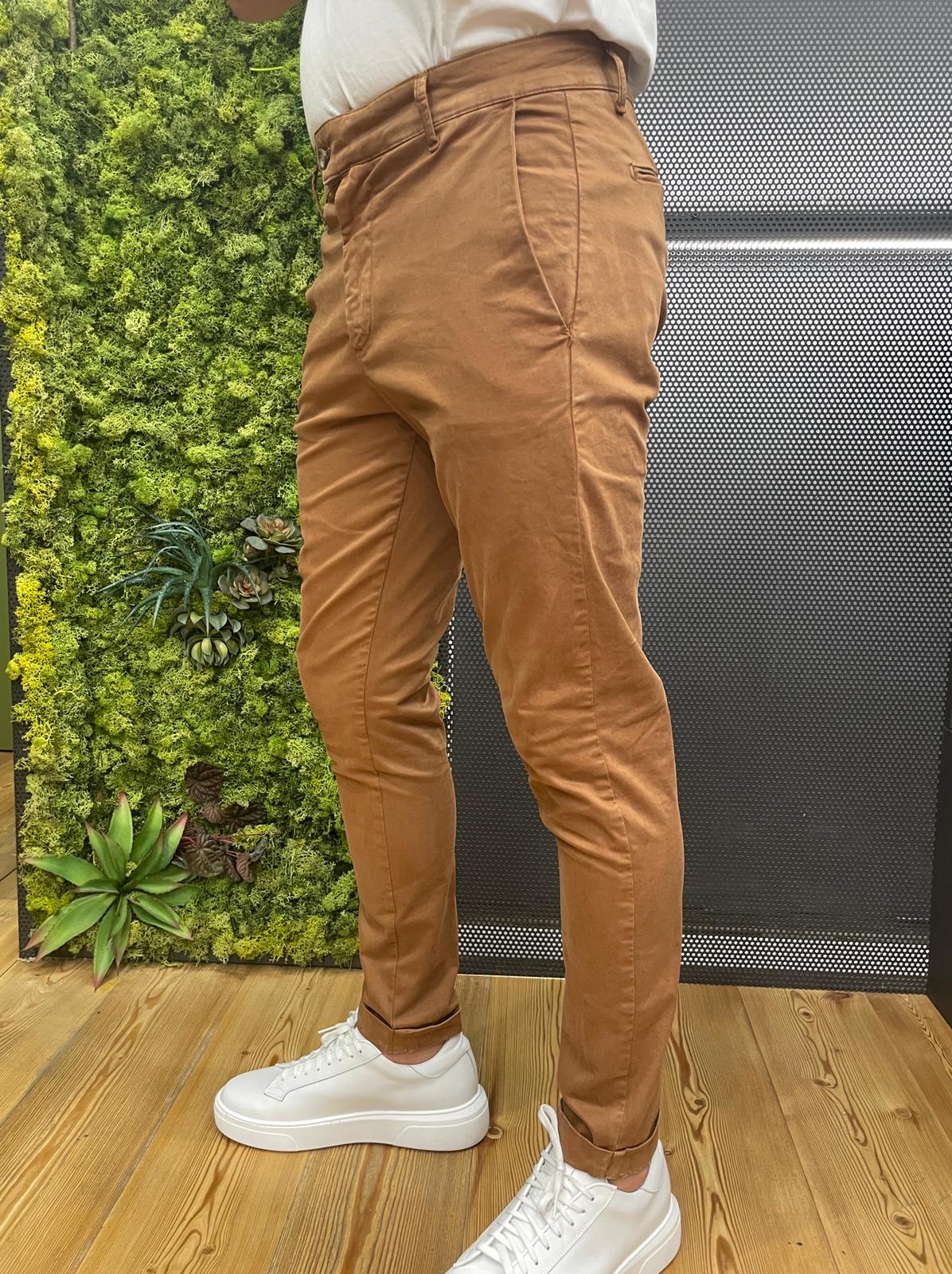 PANTALONE RASO CAPRI CON RISVOLTO