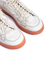 JP/DAVID: Sneakers Papua