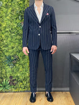 Single-breasted suit in pinstriped cotton