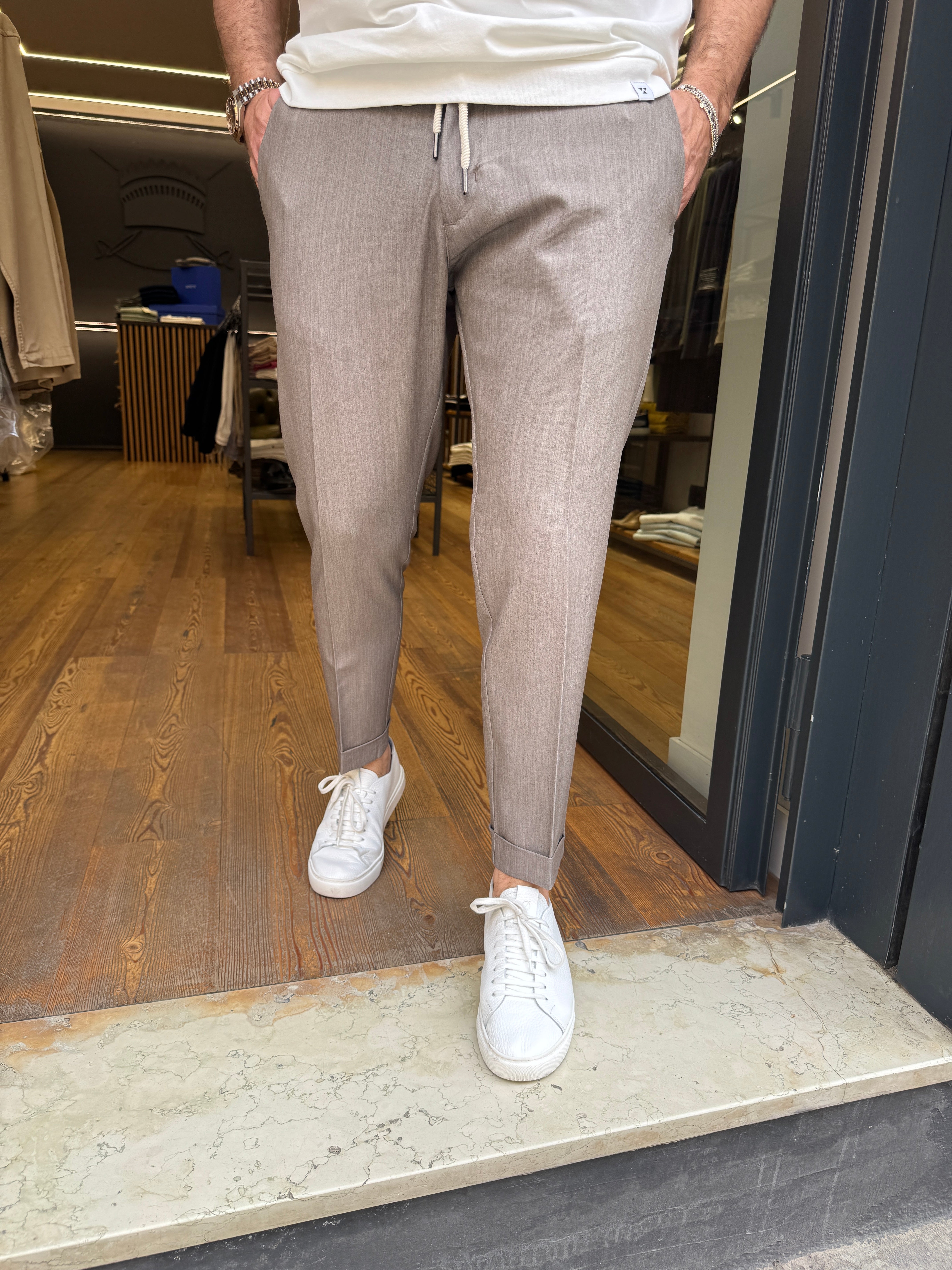 Bellini Milano:Ischia-  Pantalaccio in tasmania