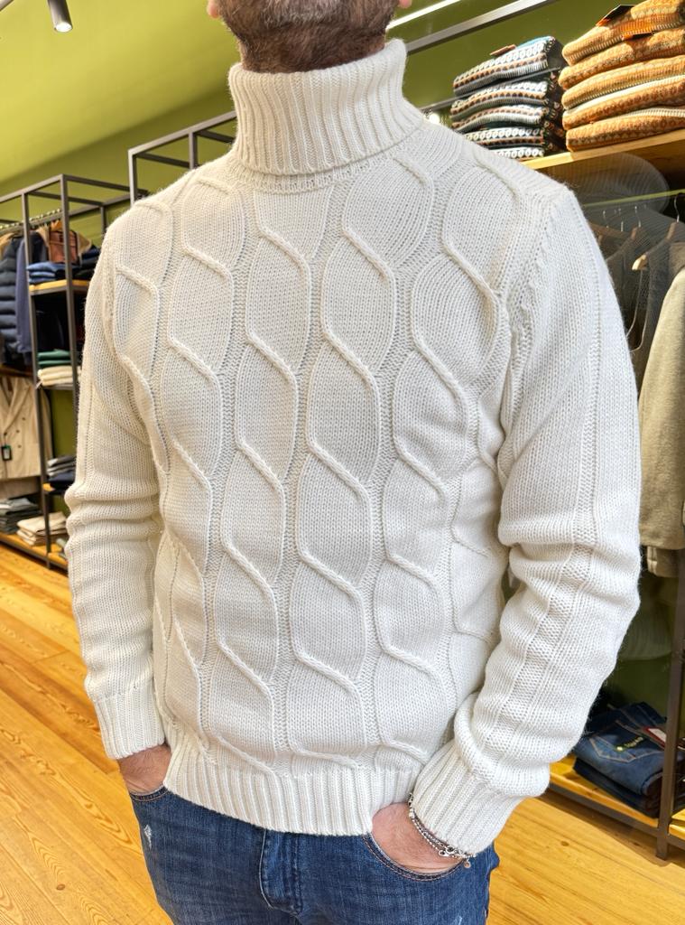 HIGH NECK CABLE SWEATER