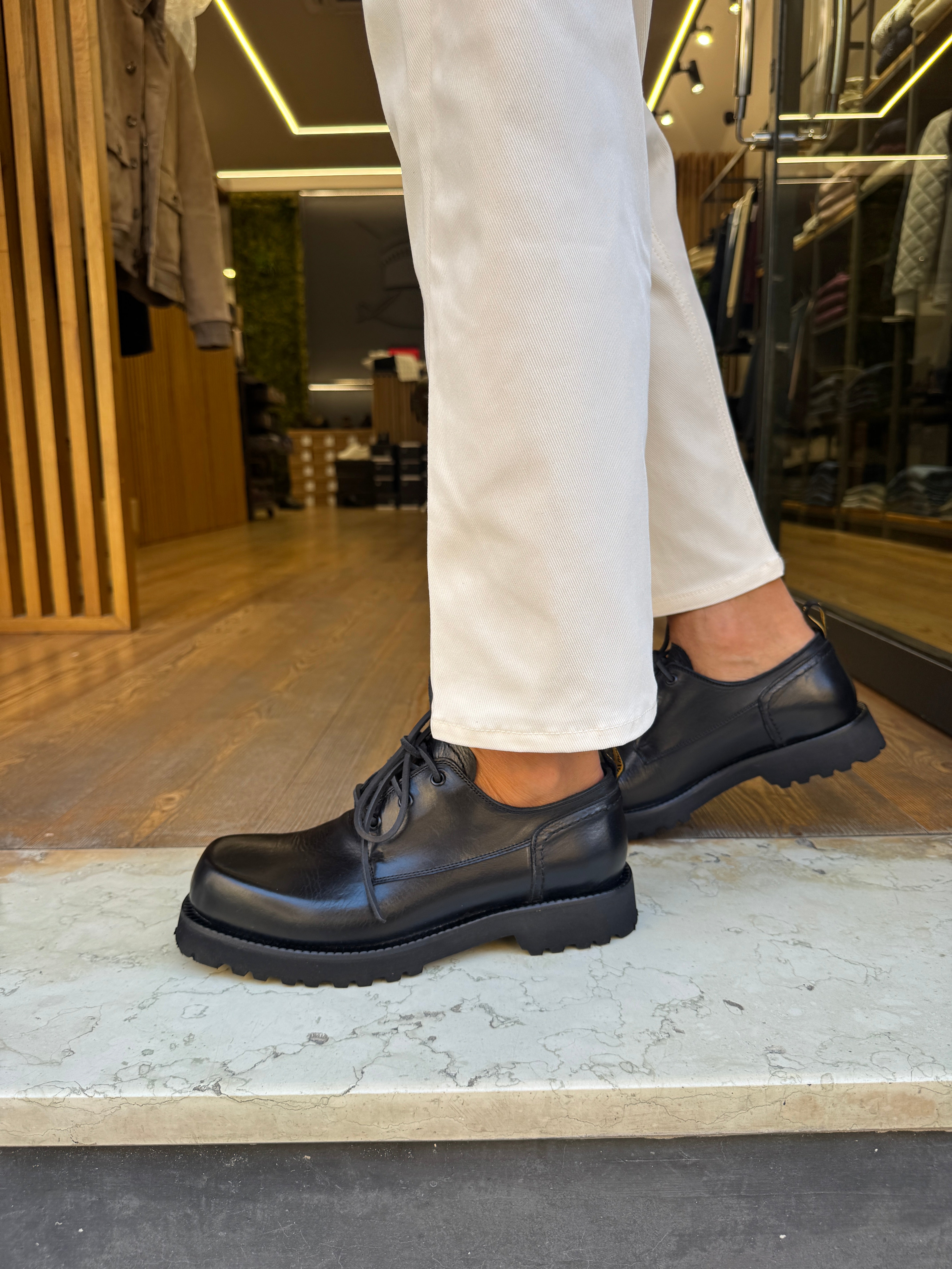 JP/DAVID: Preston- Derby Luxury in pelle nero