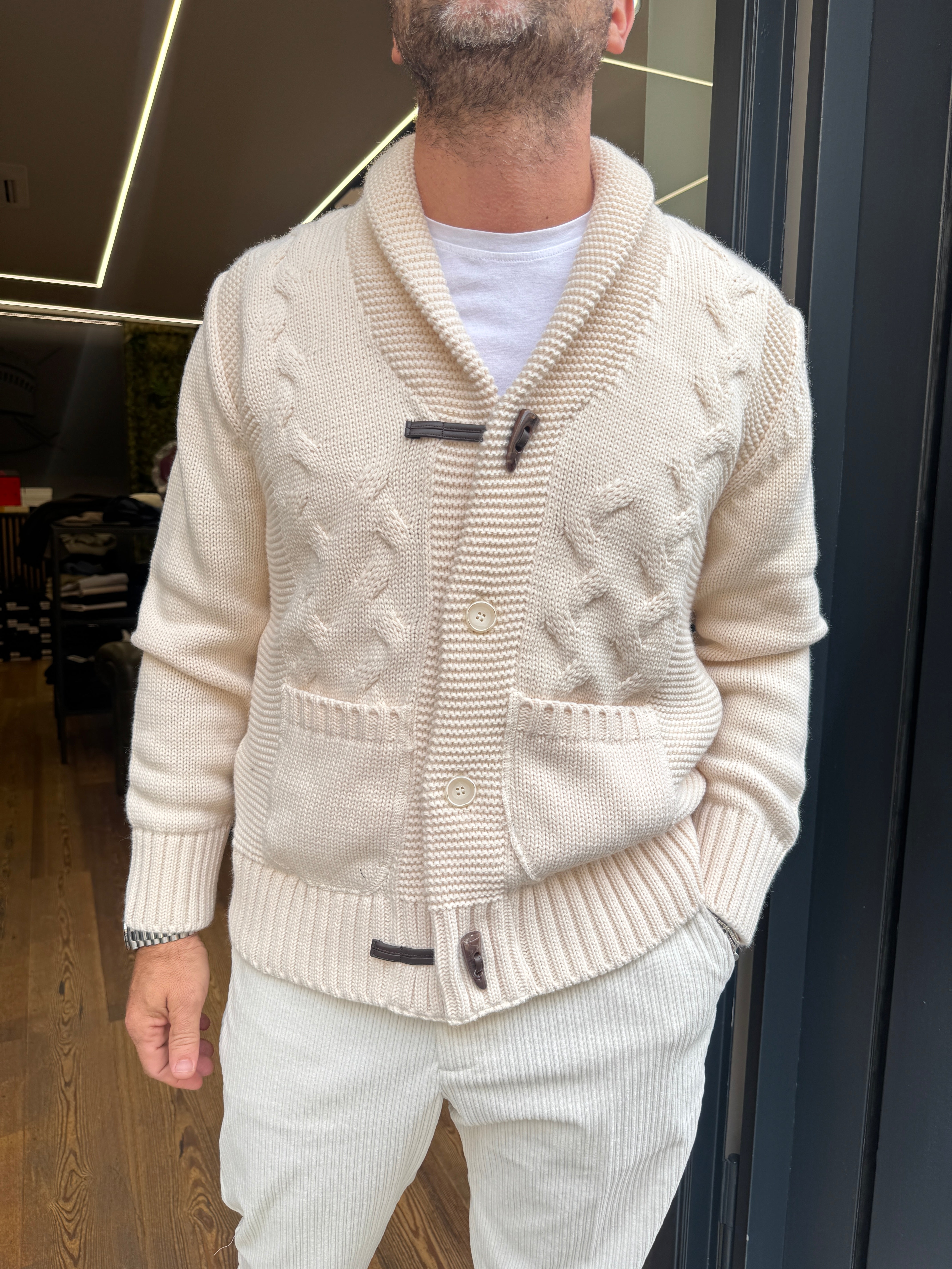 Asheville: Cardigan sciallato in maglia