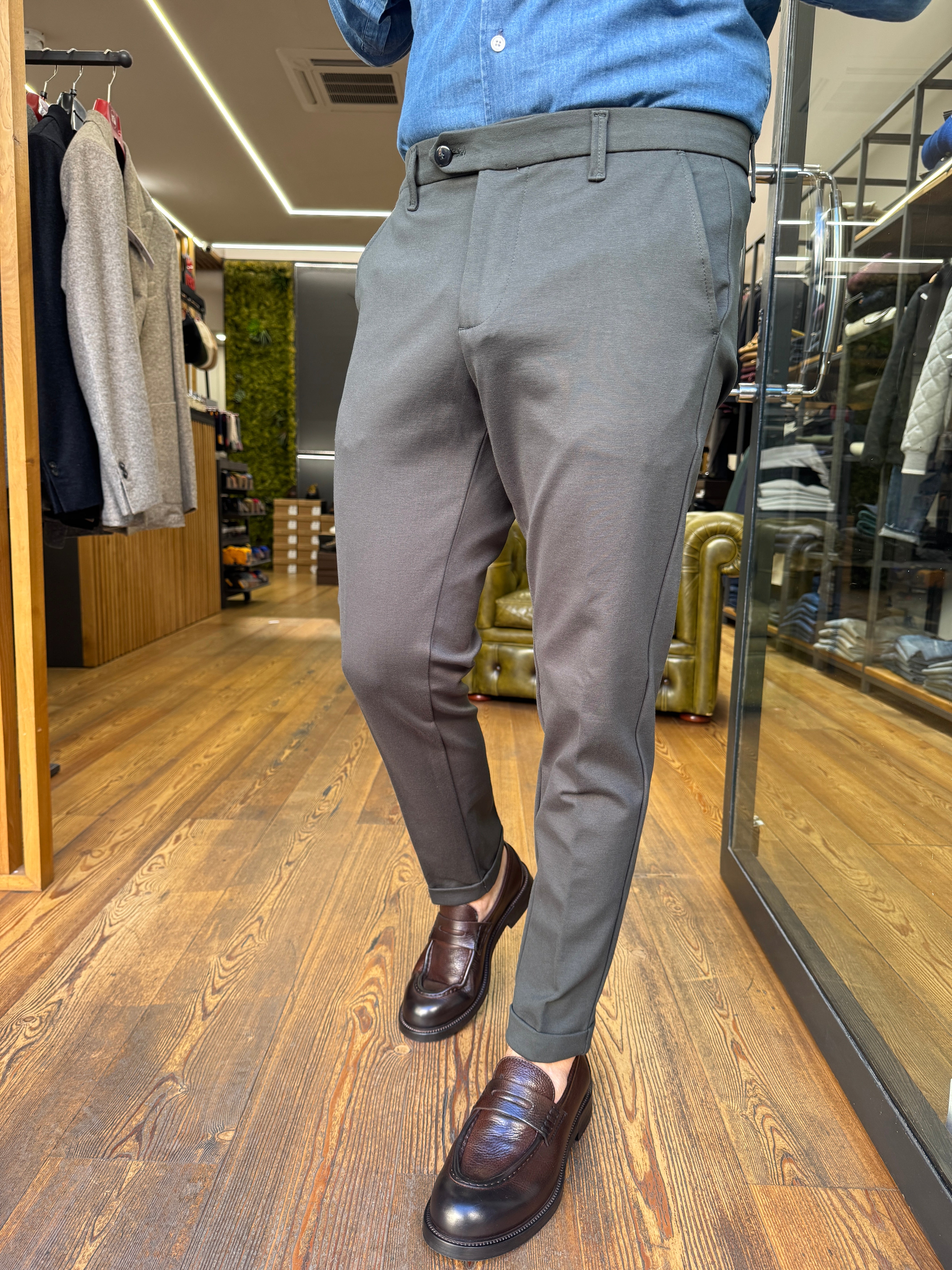 Squad: Napoli- Pantalone in punto milano