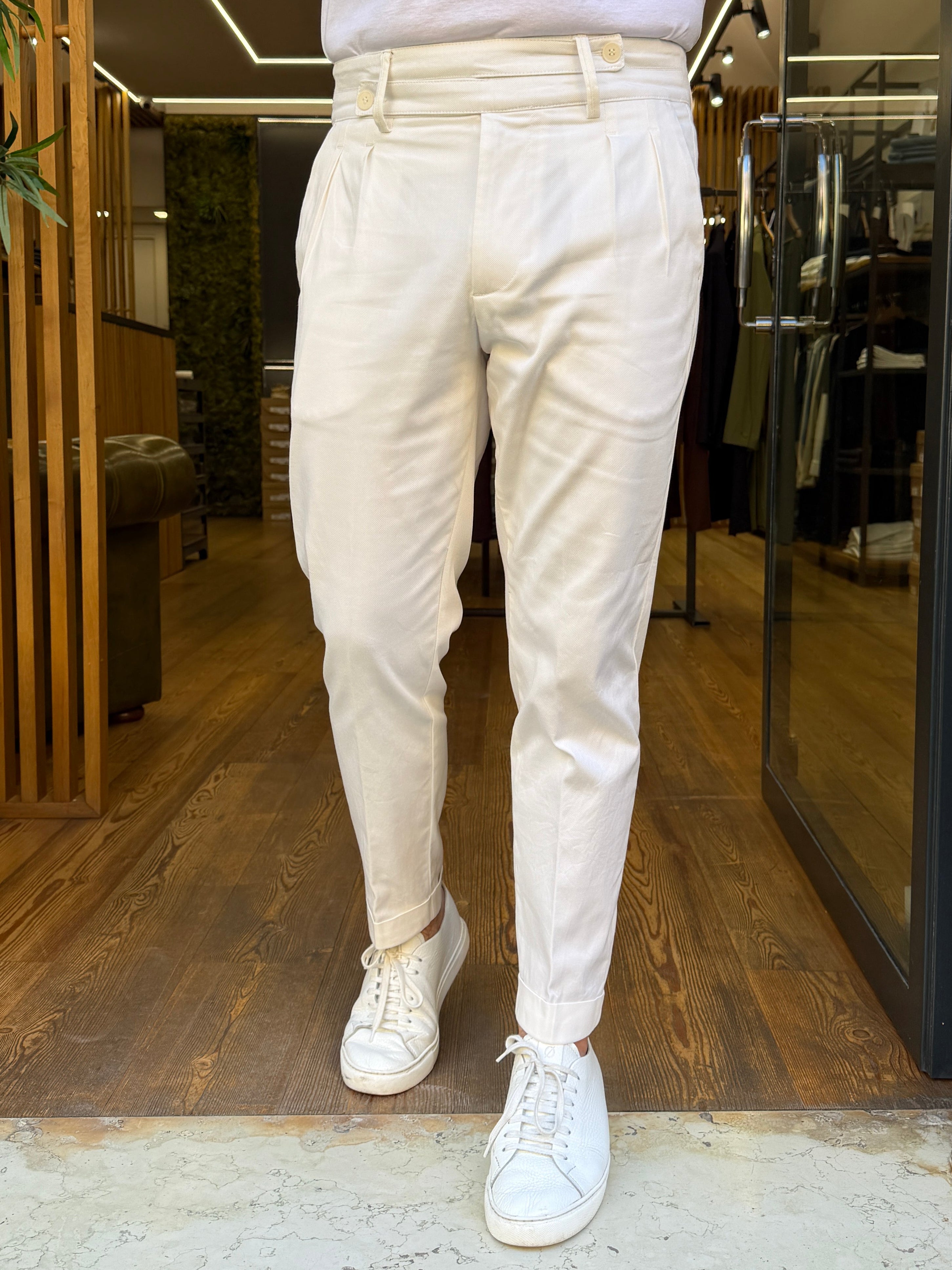 SQUAD: Pantalone- CREMO