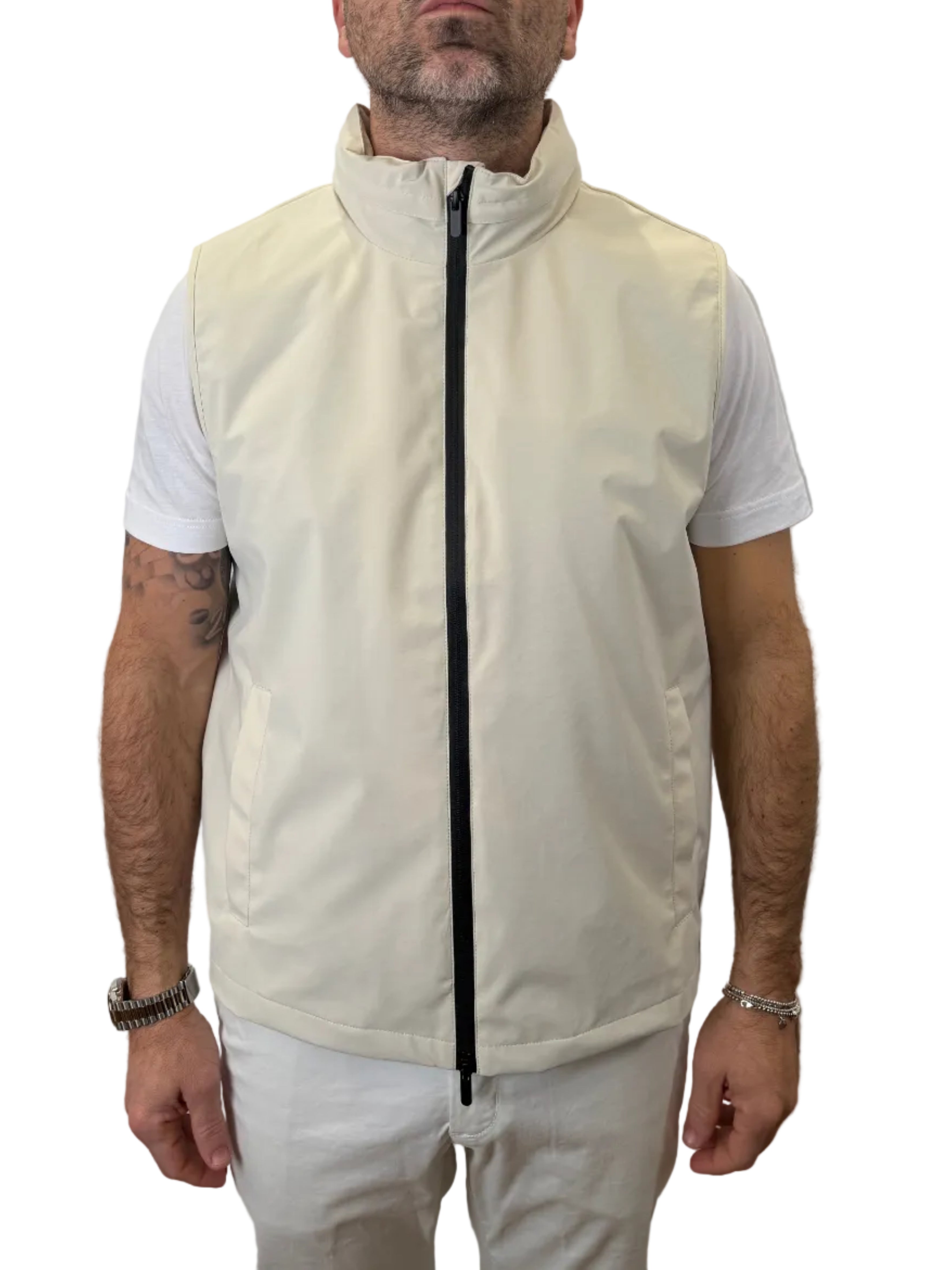 SQUAD: Gilet con cappuccio invisibile